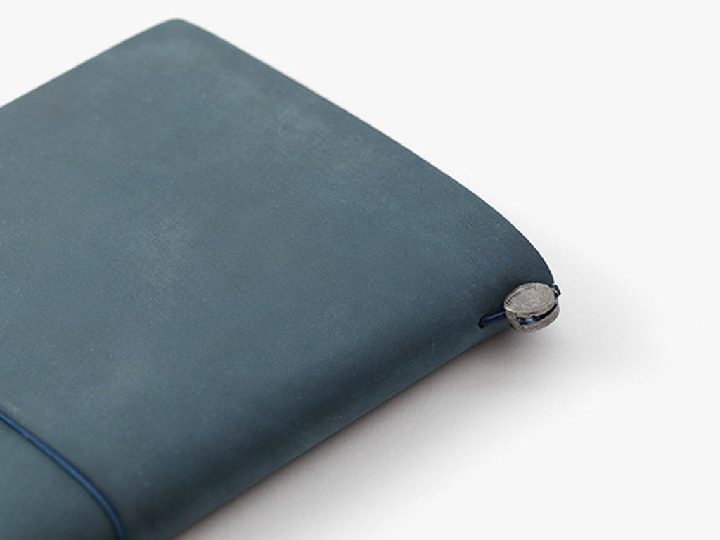 TRAVELER'S Notebook Regular Size - Navy Blue